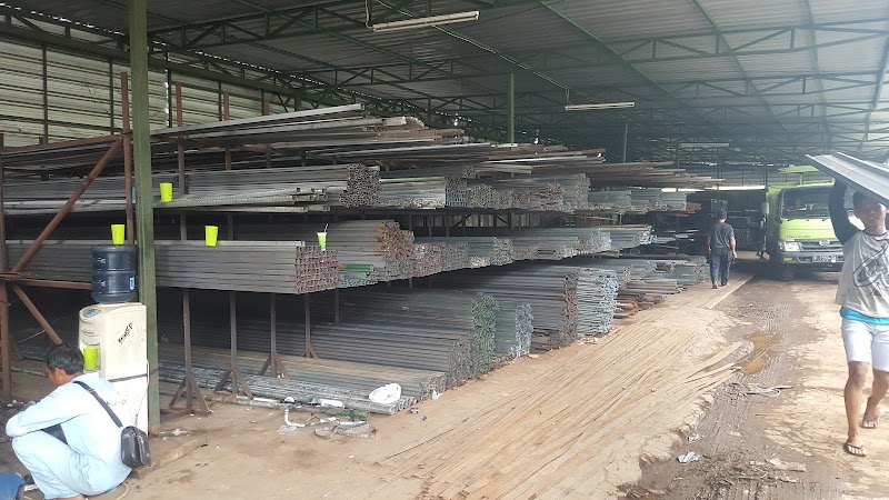 Besi Berkualitas, Harga Terbaik di Jantung Cilacap